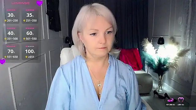 Juarnea online show from 10.29.25