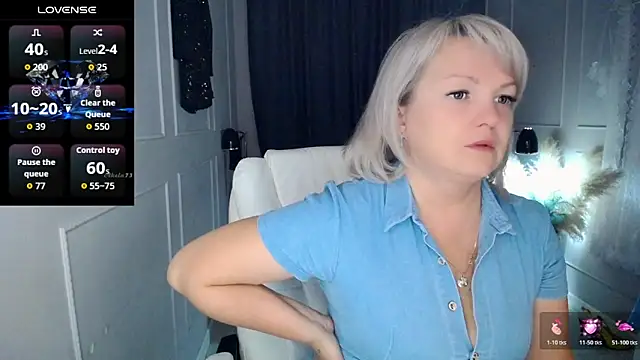 Snapshot of Juarnea chatting on 04.08.26 Juarnea online show from 04.08.26