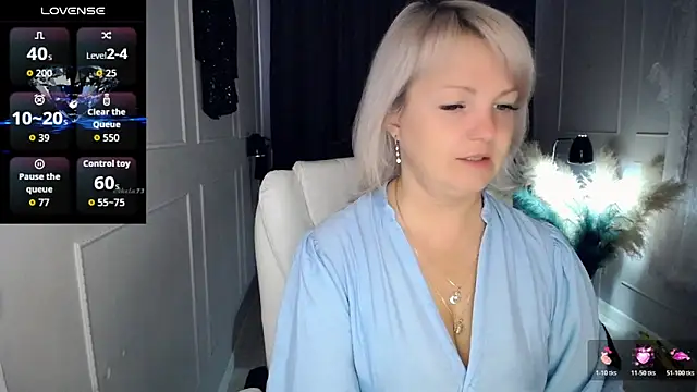 Snapshot of Juarnea chatting on 04.10.26 Juarnea online show from 04.10.26