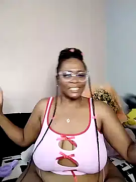 CocoBootyyy online show from 01.16.25