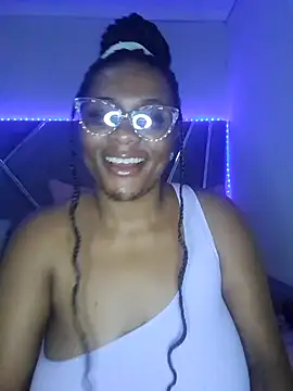 CocoBootyyy online show from 02.20.25