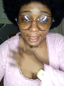 CocoBootyyy online show from 09.28.25