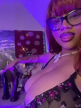 Charlotee  online show from 01.12.25