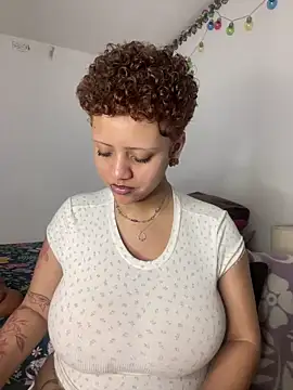 Charlotee  online show from 04.18.26