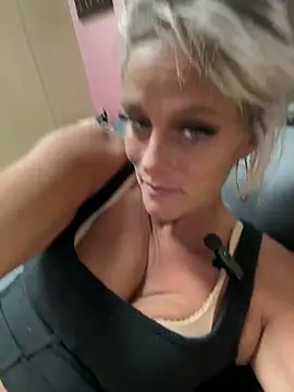 vixendoll87 online show from 04.09.26