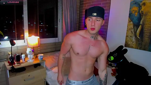 liam oficial02 online show from 03.04.26