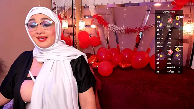 HijabiMilf online show from 02.12.25