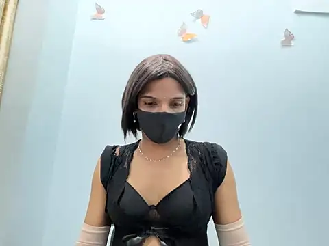 TransLisa7 online show from 03.20.26