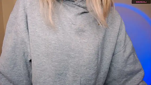 AmandaSell online show from 04.10.26