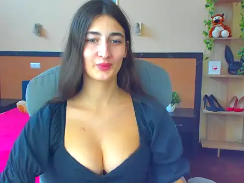 Moon-liza online show from 01.23.25