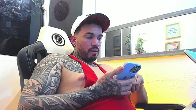 Snapshot of Angel_sex_latin chatting on 02.07.25 Angel sex latin online show from 02.07.25