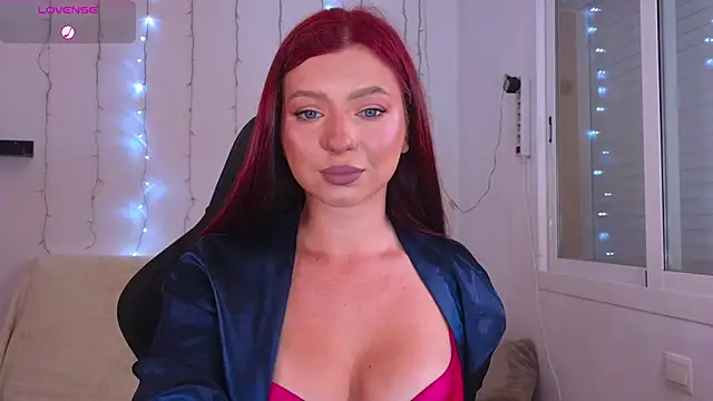 Snapshot of Karinchik_ chatting on 01.24.25 Karinchik online show from 01.24.25