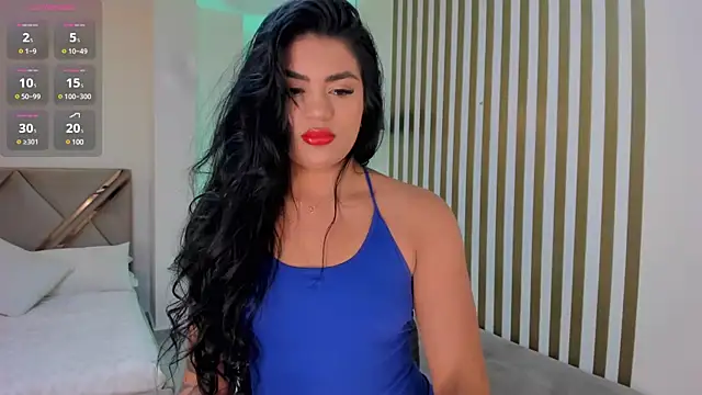 NicoleSanz  online show from 01.16.25