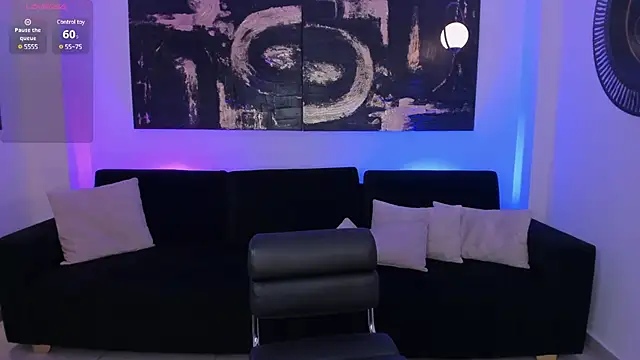 NicoleSanz  online show from 01.28.25