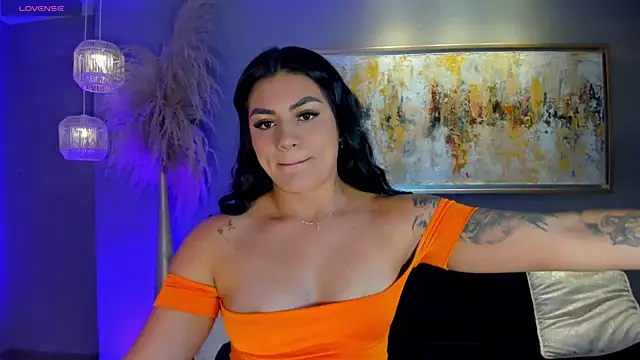 NicoleSanz  online show from 02.16.25
