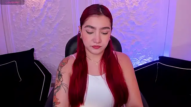 ViolettCastel online show from 10.17.25