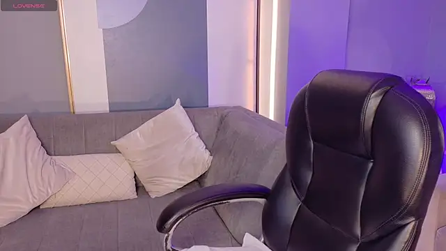 ViolettCastel online show from 02.22.26