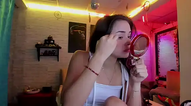 Kimmymadison- online show from 02.05.25