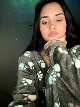 Kimmymadison- online show from 10.01.25