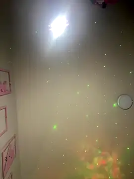 Kimmymadison- online show from 12.17.25