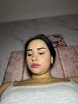 Kimmymadison- online show from 04.17.26