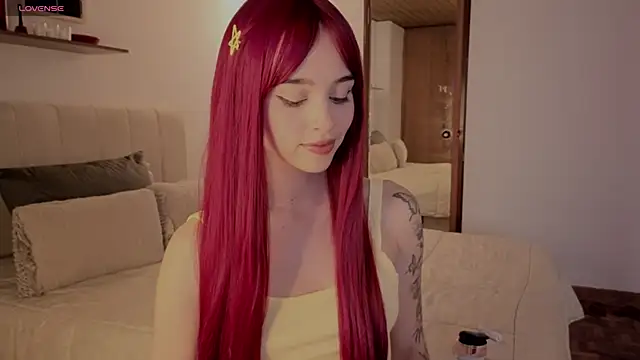 Roxxy mora online show from 10.06.25