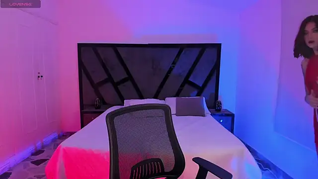 VictoriaRosse  online show from 04.17.26