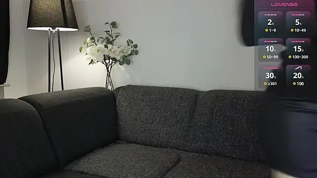 Snapshot of Sara_Tranquil chatting on 01.11.25 Sara Tranquil online show from 01.11.25