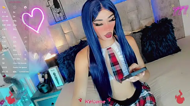 Snapshot of Baby_Aliz chatting on 04.22.26 Baby Aliz online show from 04.22.26