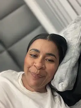 ANA CARTER online show from 12.03.25