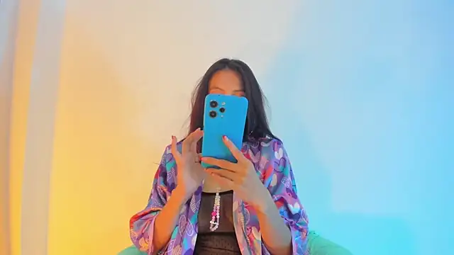 Snapshot of LyaEvanss chatting on 09.11.25 LyaEvanss online show from 09.11.25