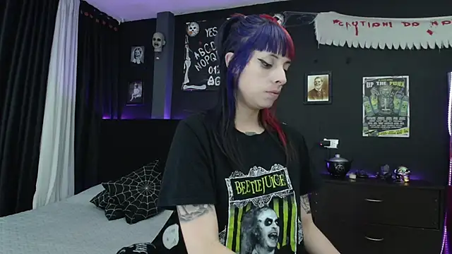 Snapshot of Goddess_Mortem chatting on 03.21.25 Goddess Mortem online show from 03.21.25