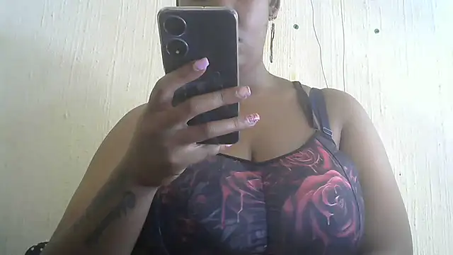 NippleMilkXx online show from 01.20.25