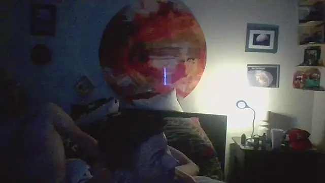 Snapshot of trash4cash chatting on 12.17.24 trash4cash online show from 12.17.24