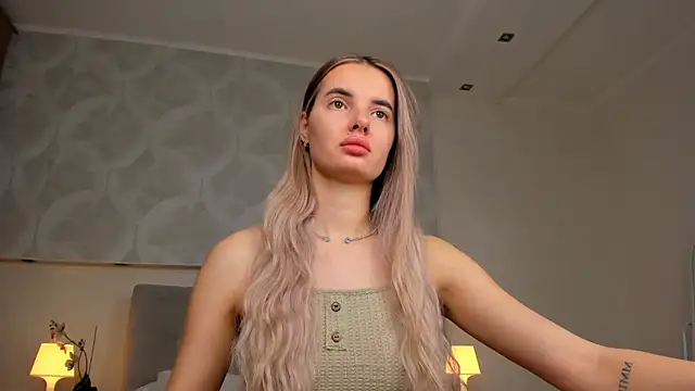 Erika Carpenter online show from 11.07.25