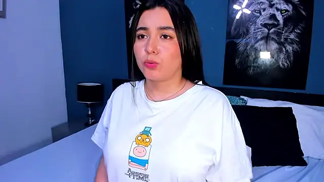 Snapshot of Liana_Bernocchi chatting on 02.08.25 Liana Bernocchi online show from 02.08.25