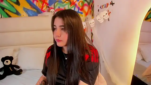 Snapshot of Liana_Bernocchi chatting on 10.11.25 Liana Bernocchi online show from 10.11.25