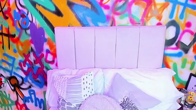 Liana Bernocchi online show from 02.20.26