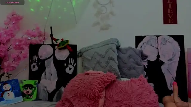 KilyetVera3x online show from 12.21.25