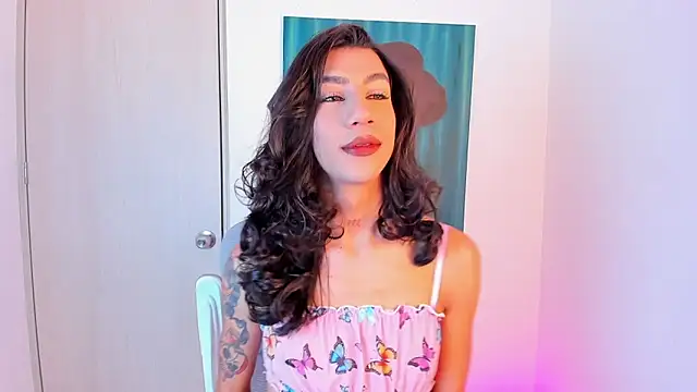 sofiaa grey  online show from 01.16.26