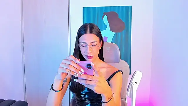 sofiaa grey  online show from 05.28.26