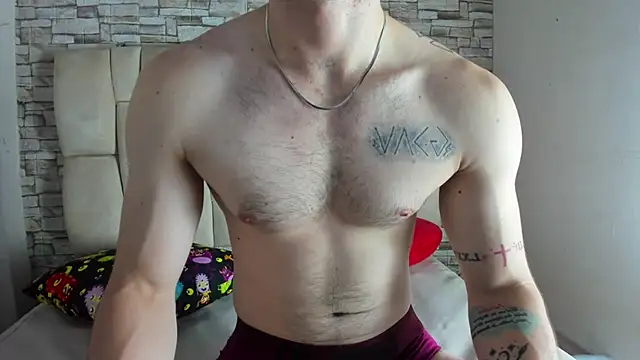 Snapshot of juan_prior chatting on 02.08.25 juan prior online show from 02.08.25