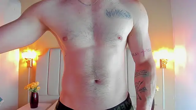 Snapshot of juan_prior chatting on 10.09.25 juan prior online show from 10.09.25