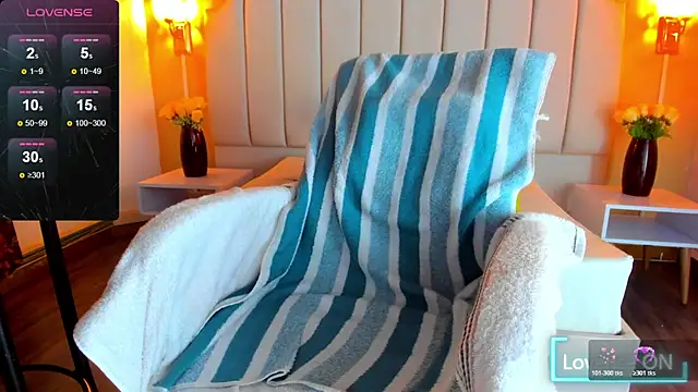 Snapshot of juan_prior chatting on 10.28.25 juan prior online show from 10.28.25