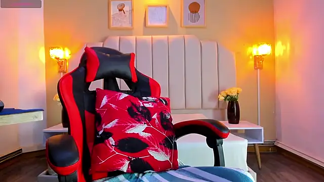 Snapshot of juan_prior chatting on 11.21.25 juan prior online show from 11.21.25