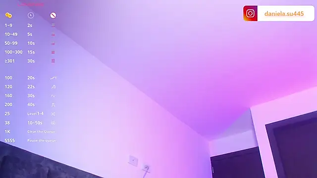 milan delrey online show from 09.24.25