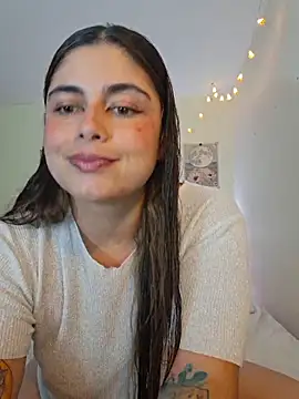 Juliietha servas online show from 10.24.25