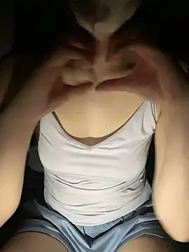 Snapshot of n_n_mao chatting on 10.12.25 n n mao online show from 10.12.25