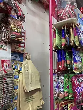 Snapshot of Sol_biglips chatting on 12.29.24 Sol biglips online show from 12.29.24