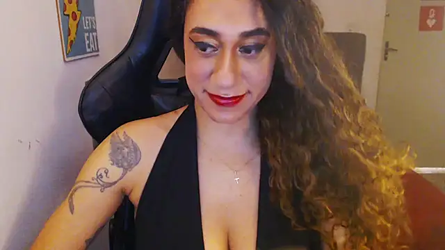 Snapshot of gauchinhaG chatting on 12.05.25 gauchinhaG online show from 12.05.25